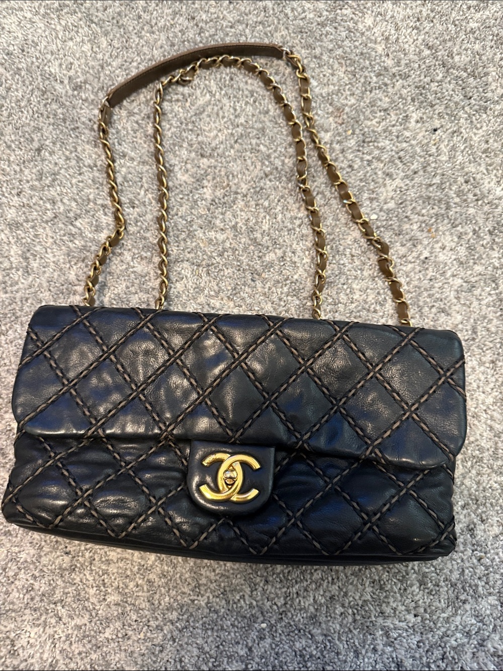 CHANEL Black Quilted Leather Shoulder Bag with Gold Hardware